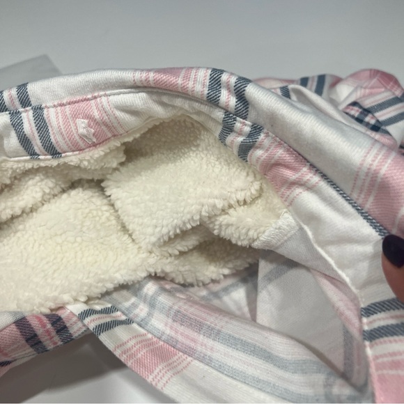 Pink and White Plaid Button-Up Shirt‎ - Picture 16 of 16